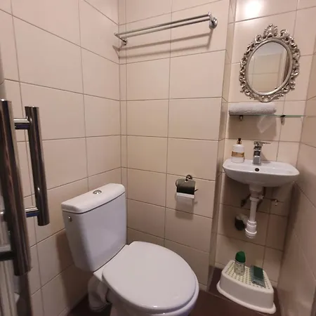 Pensión Goscinne - 260m Do Plazy